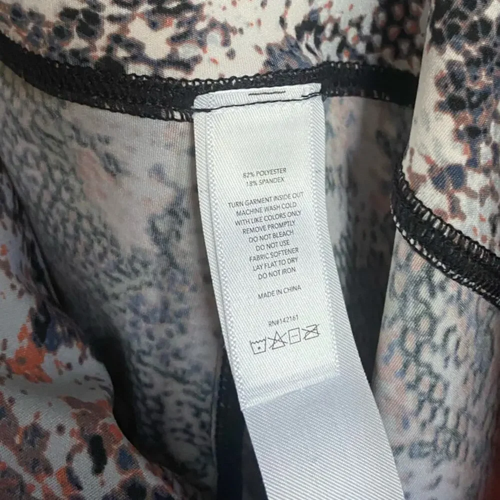 LuLaRoe Womens Leggings XL Rise Brave‎ Ankle Fitness Snakeskin Coral Stripe NEW - Picture 5 of 5
